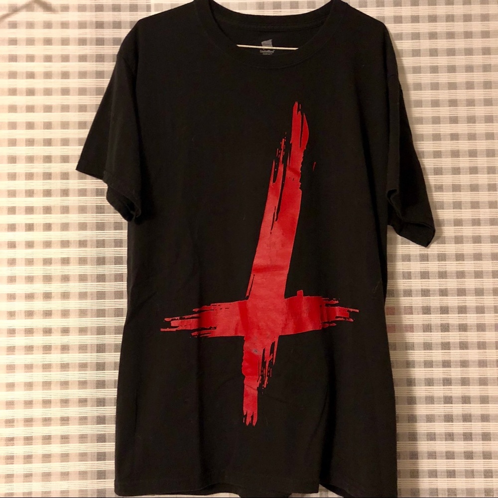 Inverted cross tee